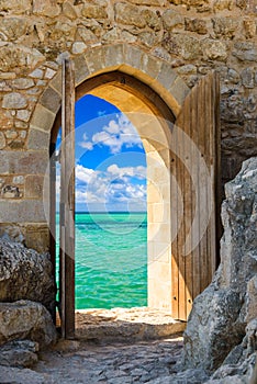 Arch in the fortress view of the Caribbean Sea