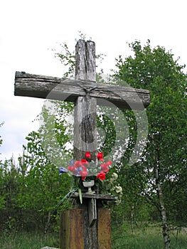 Old wooden cross #3