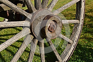 Old wooden wheel, hub, and axle