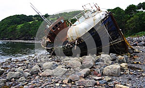 Old wreckage wooden boat