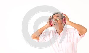 Older men and modern technology