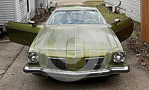 73 Olds Cutlass Supreme