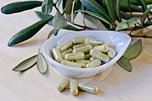 Olive leaf extract in capsules. Dietary Supplements.