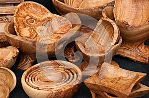 Olive wood bowls for sale in Rome Italy