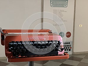 Olivetti Italian design typewriter- Italian design