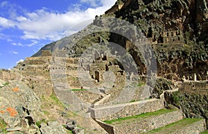 Ollantaytambo photo