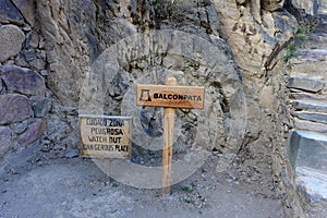 Ollantaytambo - indicators from the hill of the Temple-peru-234