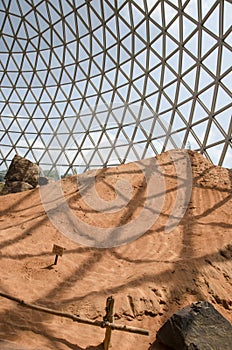 Omaha`s Henry Doorly Zoo Desert Dome