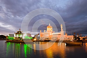 Omar Ali Saifuddien Mosque