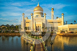 Omar Ali Saifuddien Mosque at Bandar Seri Begawan photo