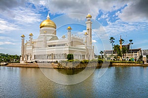 Omar Ali Saifudding Mosque-Bandar Seri Begawan photo
