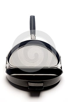 Omelet frying pan