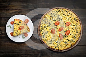 Omelet with herbs and fresh tomatoes