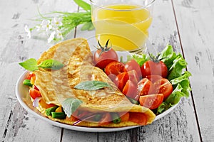 Omelet with vegetables