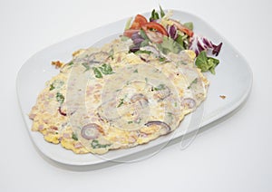 Omelette with salad