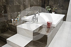 ÃÂomfortable bathroom