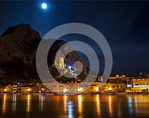 Omis at night & x28;full moon& x29;