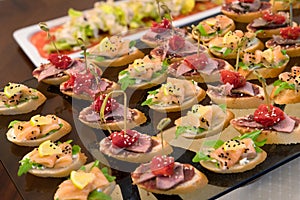 One-bite appetizers, catering business, party food