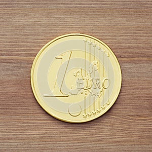 One chocolate euro coin