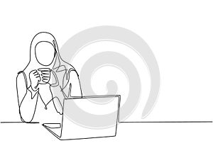 One continuous line drawing of young muslimah office employee thinking pensive in front of laptop monitor. Saudi Arabian female