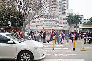 One day after school, students go out of the school gate