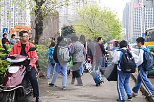 One day after school, students go out of the school gate