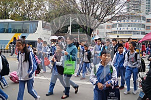 One day after school, students go out of the school gate