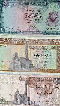 Z egypťan jeden libra 1967 bankovek  1973 bankovek a 2016 bankovek . starý egypťan peníze . egypťan jména 