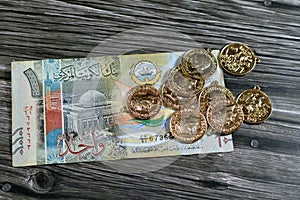 one Kuwaiti dinar bill banknote 1 KWD with influences of Ancient Greek Civilization in Kuwait Failaka, grand mosque, bateel dhow