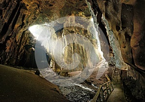 One of the most beautiful caves of Borneo Gomantong that they li