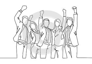 One single line drawing of group of young happy ceo and his colleagues celebrating their success achieving the company business