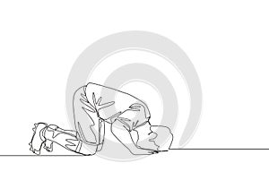 One single line drawing of sporty football player celebrates his goal with sujud of gratitude gesture at field