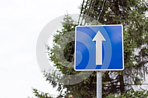 One way sign