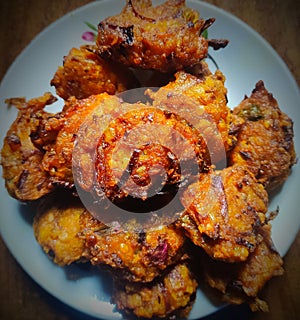 Onion and daal pakoda recepie of india and neplease community.