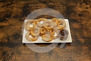 Onion rings are a type of fast food generally found in the United States,