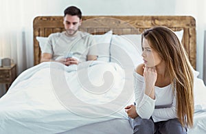 Online family problems, cheating and divorce. Focus on frustration woman