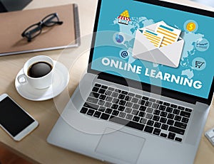 ONLINE LEARNING Connectivity Technology Coaching online Skills T