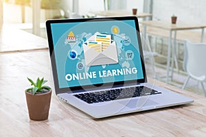 ONLINE LEARNING Connectivity Technology Coaching online Skills T