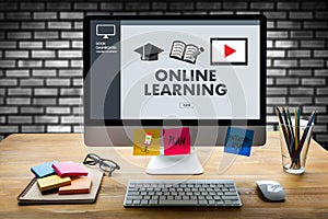 ONLINE LEARNING Connectivity Technology Coaching Skills Teach Di