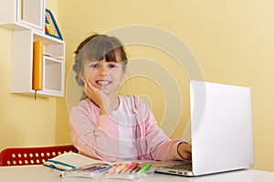 Online lessons for children. Homeschooling and distance education for kids.