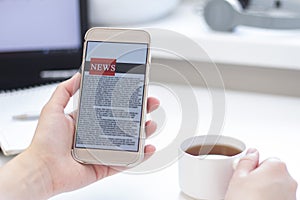 Online news on a mobile phone