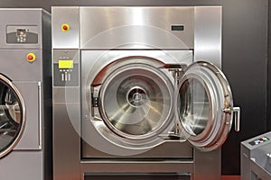 Open Door Washing Machine