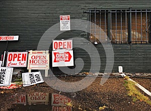 Open house signs