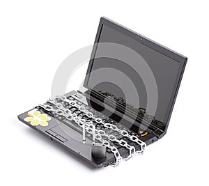 Open laptop security whit chain and padlock