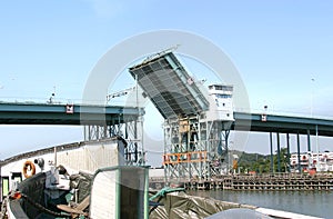 Opened bridge in GÃÂ¶teborg (Sweden)