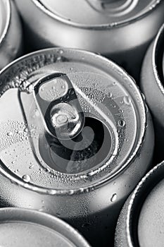 Opened and closed canned drinks