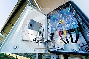 Opened voltage inverter at the back side of solar panel