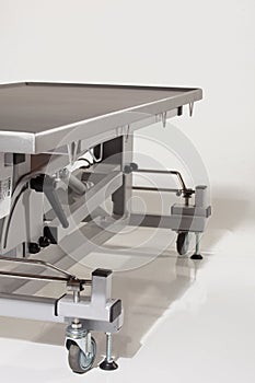 Operating table for animals