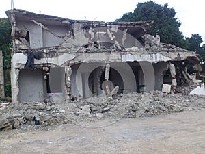 OPERATION OF DEMOLITION OF ANARCHICAL HABITATIONS IN ABIDJAN