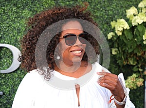 Oprah Winfrey attends US Open 2015 tennis match between Serena and Venus Williams